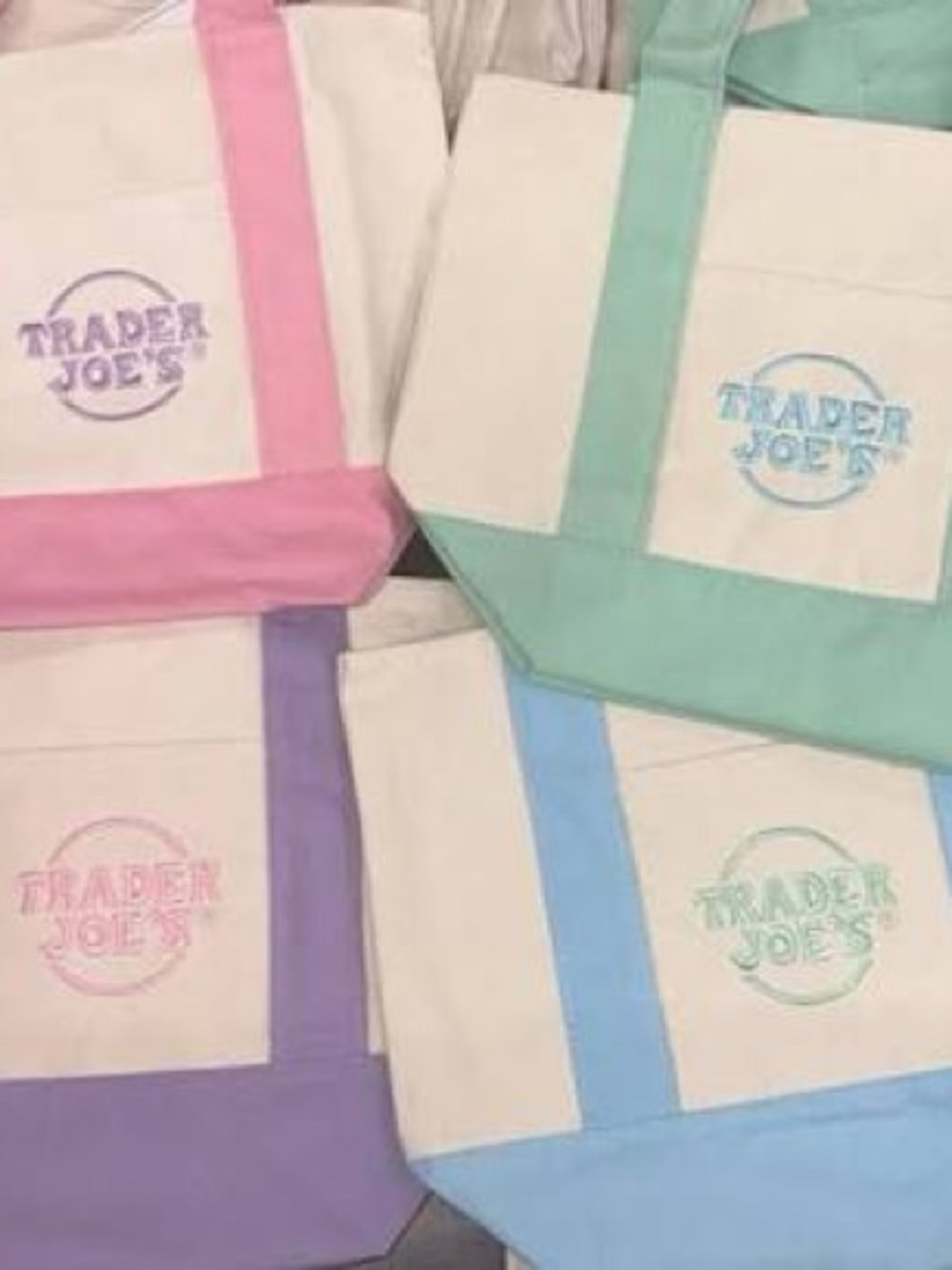 Trade Joe’s Pastel Mini Tote Bags set of 4 NWT